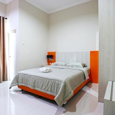 Appartamento Velozip Kos Exclusive Surabaya Esterno foto